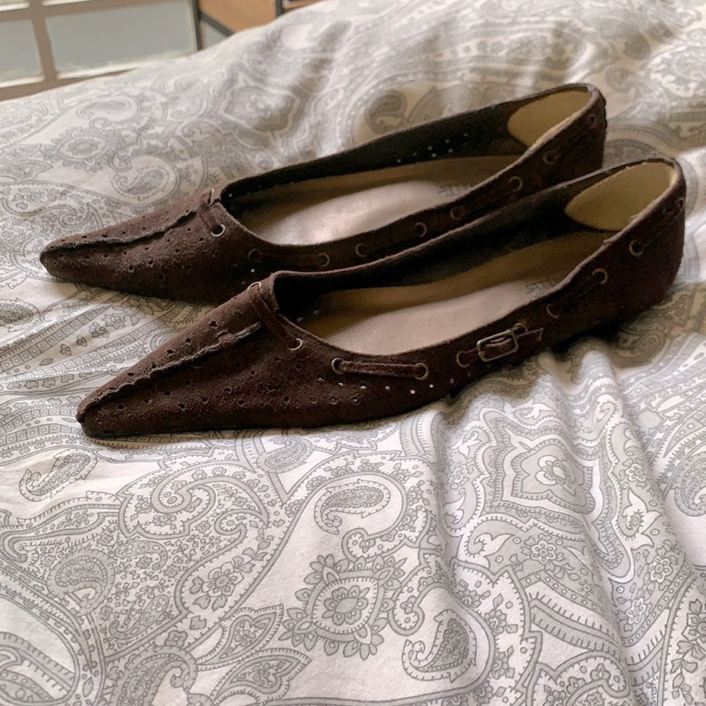 VINTAGE Adorable detailed y2k era Seychelles Brown Suede Pointed Toe Flats 6.5
